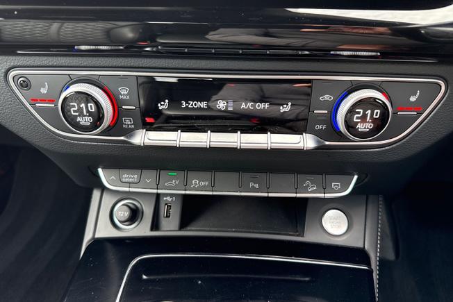 AUDI Q5 Photo 23