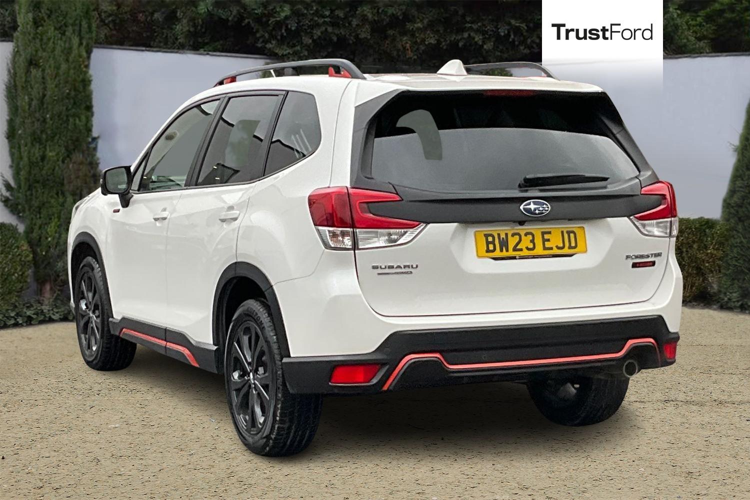 Subaru FORESTER Photo 1
