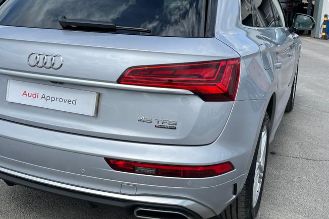 AUDI Q5 Photo 18