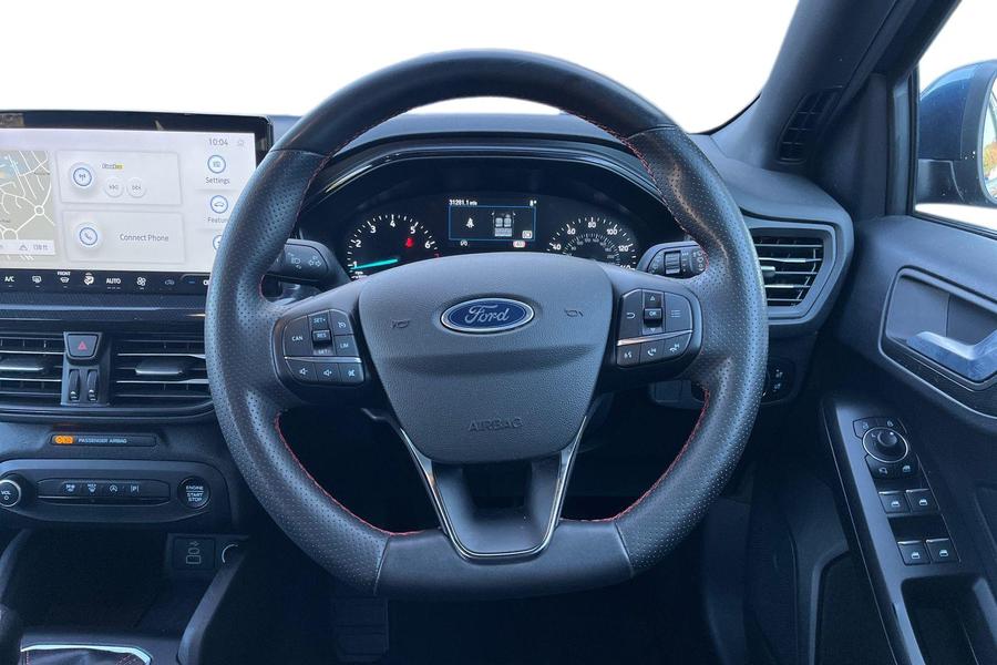 Ford FOCUS Photo autoimg-4f9935c42f7c72f072de115a4b9a36b7ffe27d87.jpg