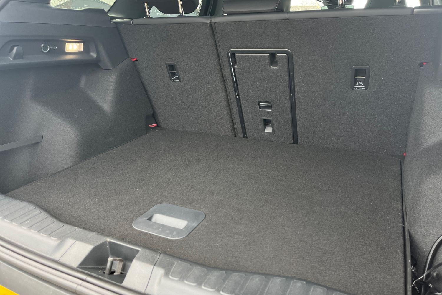 Ford Explorer Photo 20