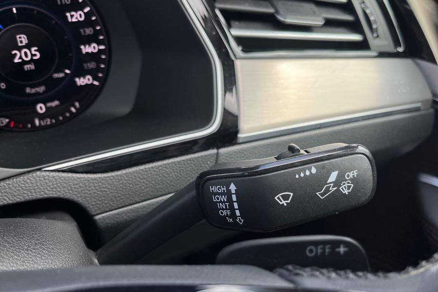 Volkswagen PASSAT Photo autoimg-4f9b6a8fa81680083d60beb45c35e08a94f6eada.jpg