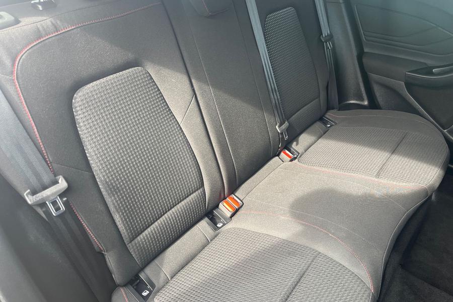 Ford FOCUS Photo autoimg-4f9f93e30badc8eae71ac2fdf11544b57b0fa153.jpg