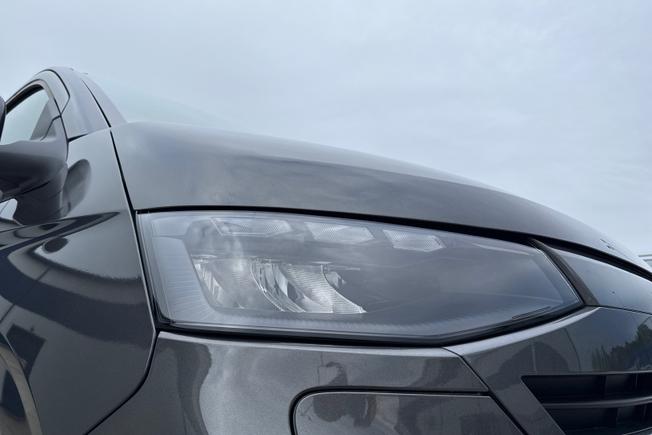 VOLKSWAGEN Transporter Photo 19