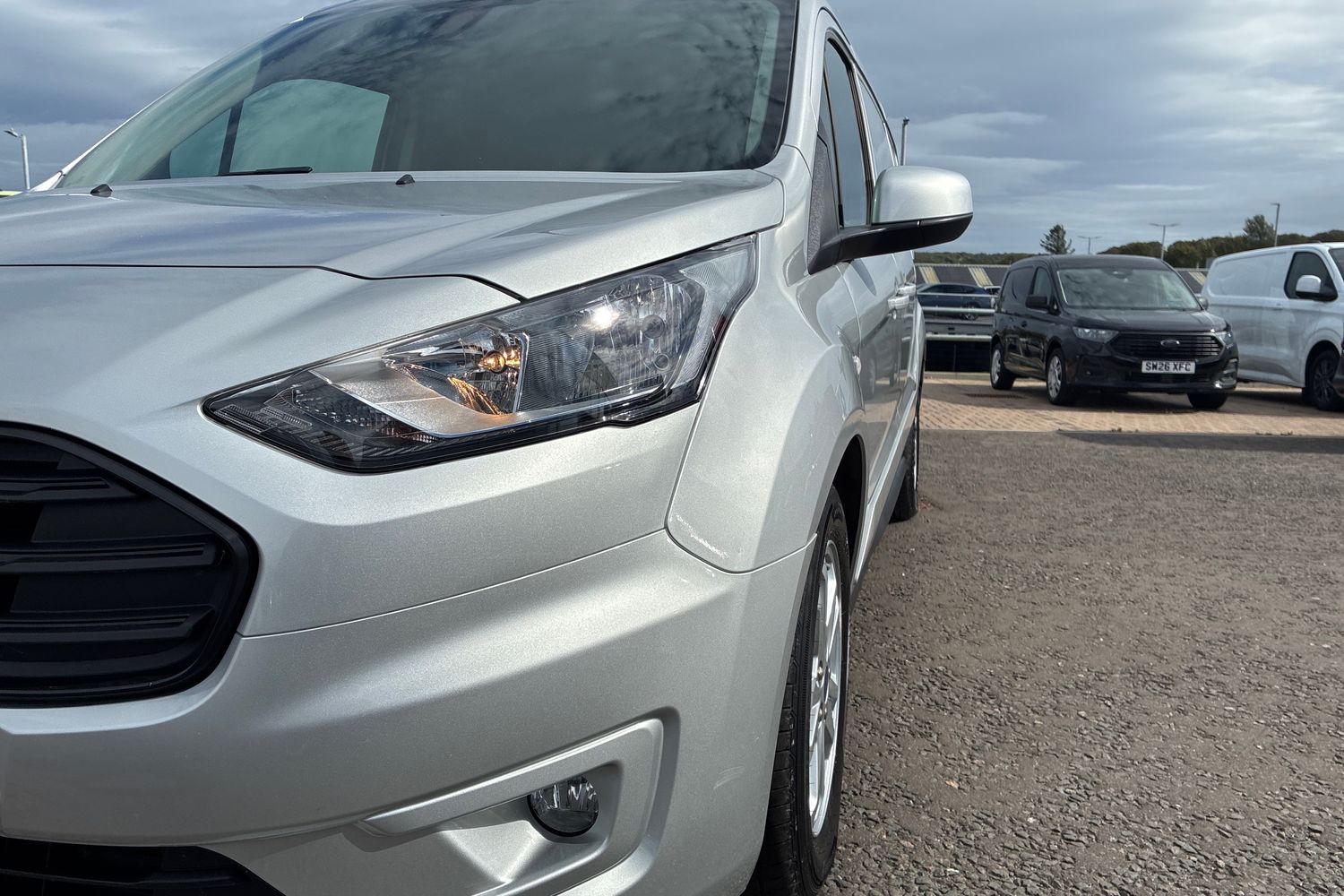 Ford TRANSIT CONNECT Photo 35