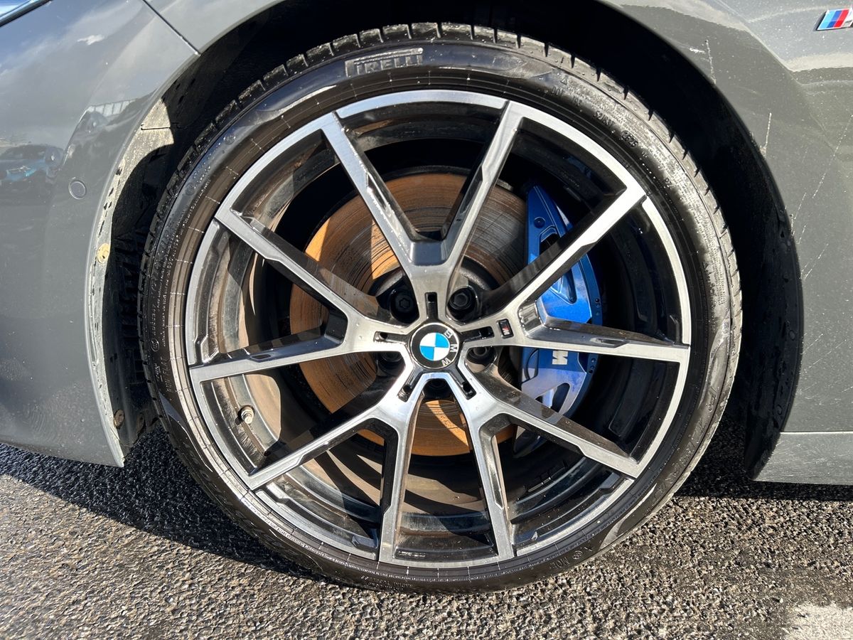 BMW 8 Series Photo 30