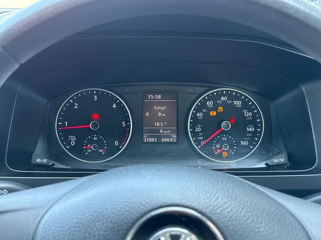 VOLKSWAGEN Transporter Photo 15