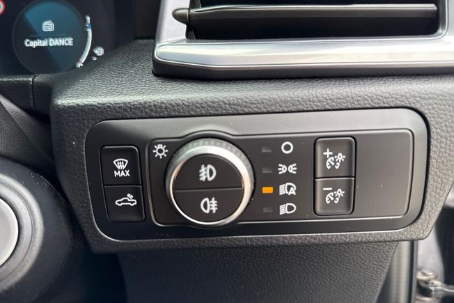 VOLKSWAGEN Amarok Photo 32