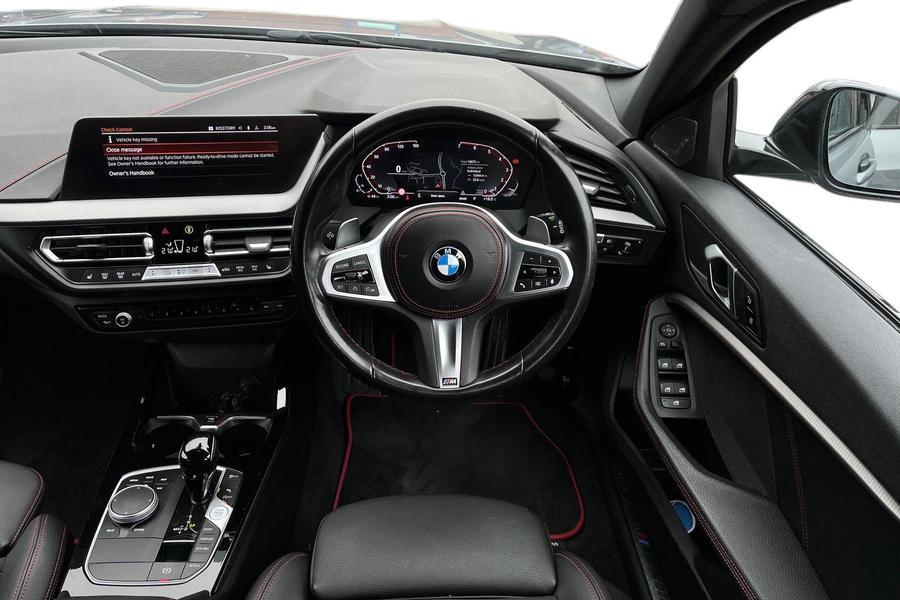 BMW 1 SERIES Photo autoimg-4fa9b887f33007d904d9855a0bc7343bbac86588.jpg