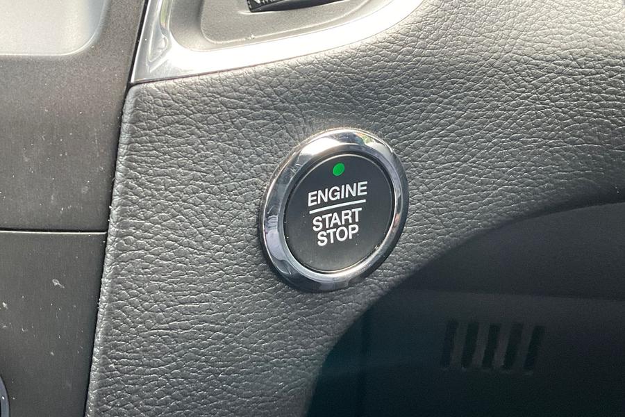 Ford S-MAX Photo autoimg-4faaa6a870785d59b3d7d4e3a34084d984f34c73.jpg