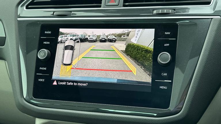 Used Volkswagen Tiguan VK72DTX 11