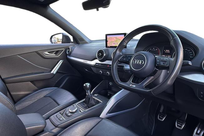 AUDI Q2 Photo 6