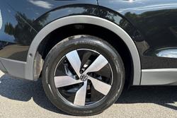 VOLKSWAGEN Tiguan Photo 5