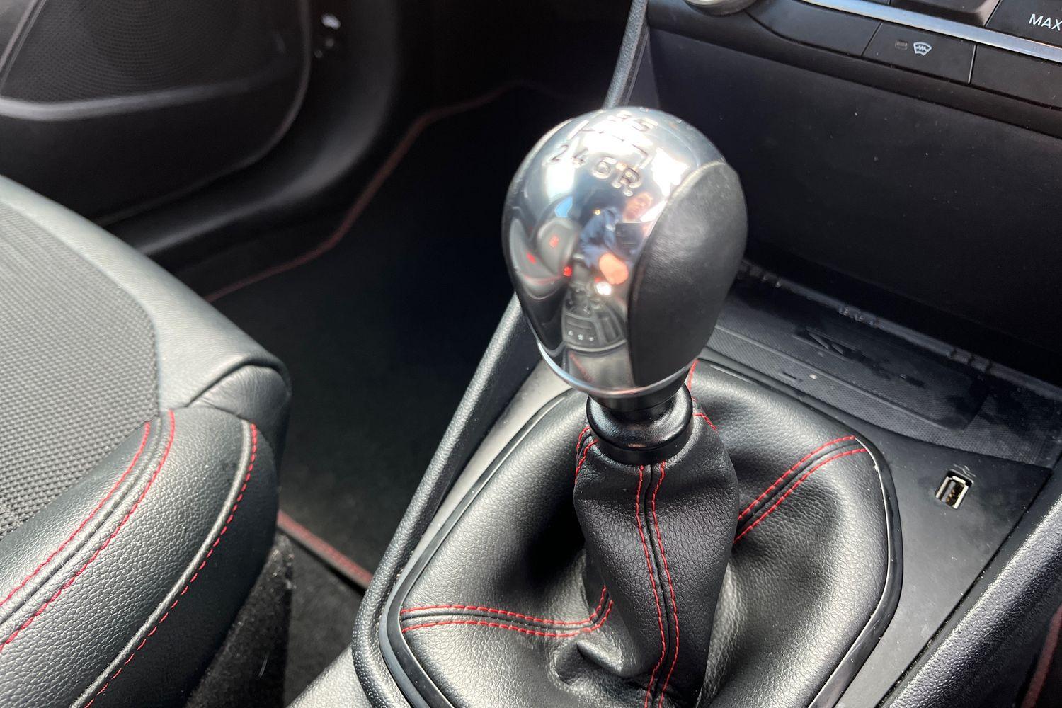Ford FIESTA Photo 35