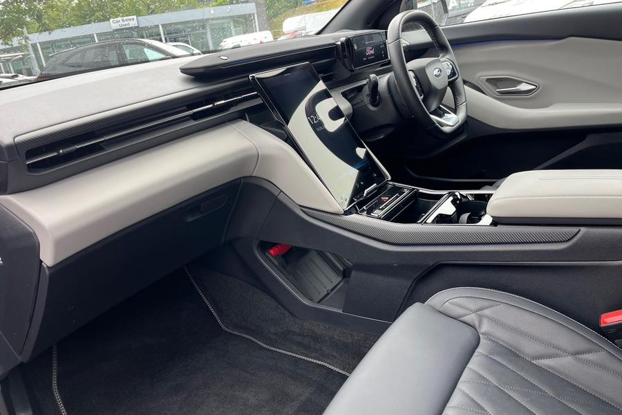 Ford Explorer Photo autoimg-4fb87705176c14c51752cacba430006d03ea91df.jpg