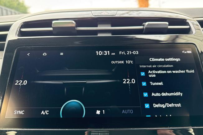 HYUNDAI Tucson Photo 28