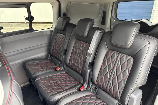VOLKSWAGEN Transporter Photo 9