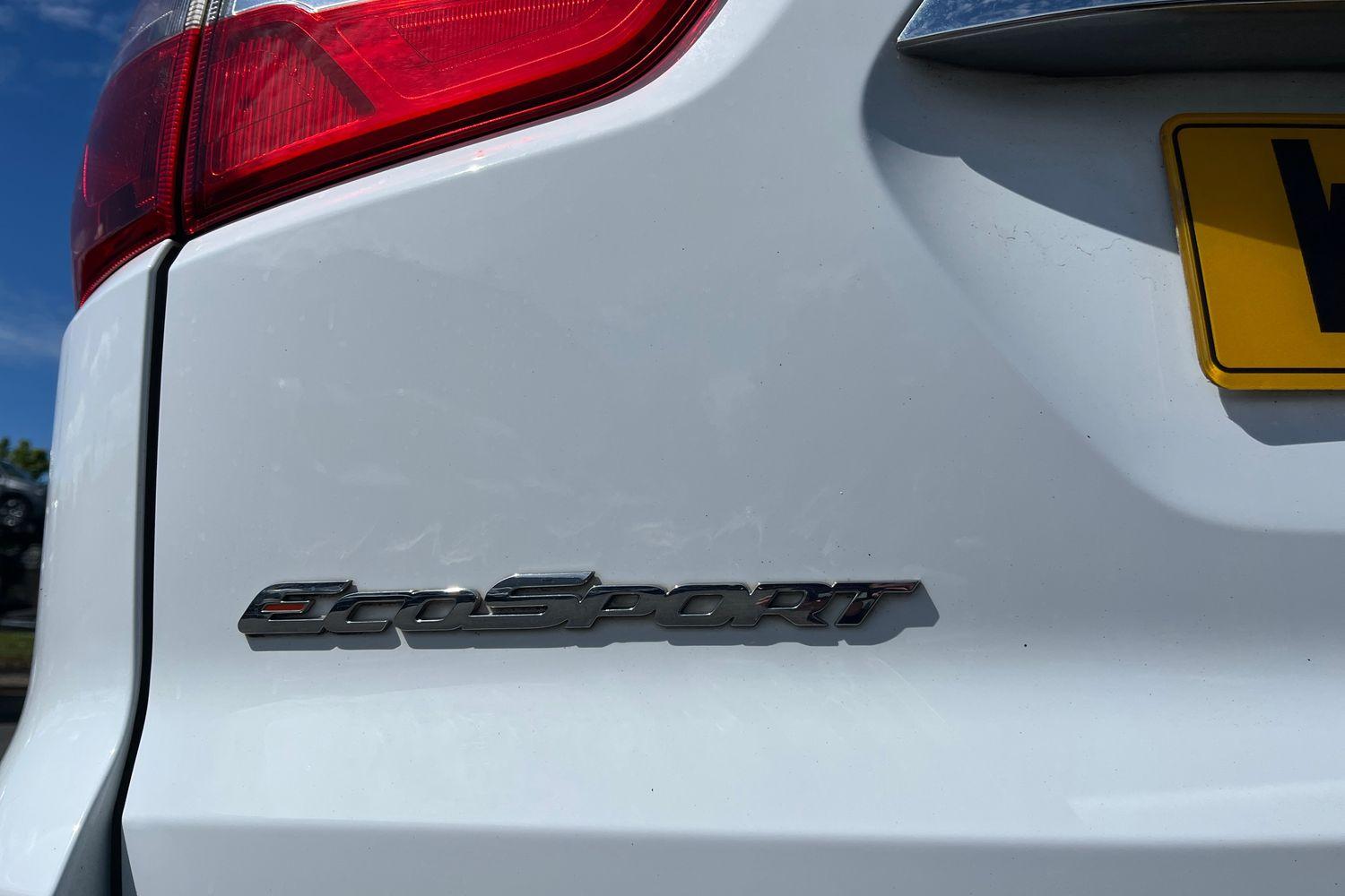 Ford ECOSPORT Photo 25