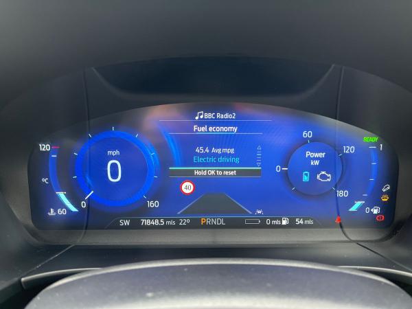 Ford Kuga Photo autoimg-4fc315cac24fb235aeb9128b3b0be0553dc010e0.jpg