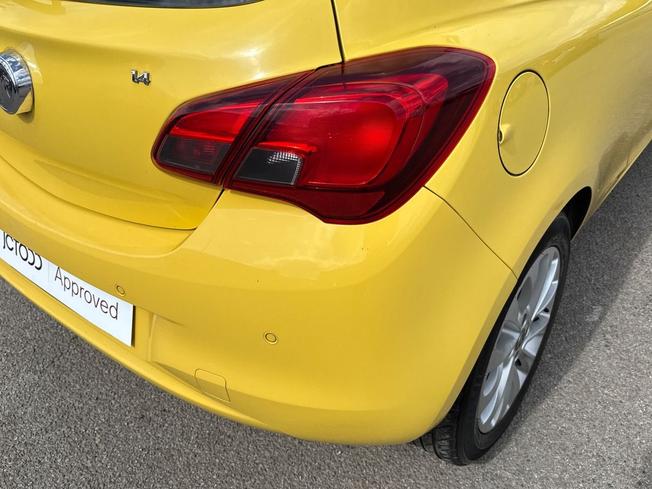 VAUXHALL Corsa Photo 18