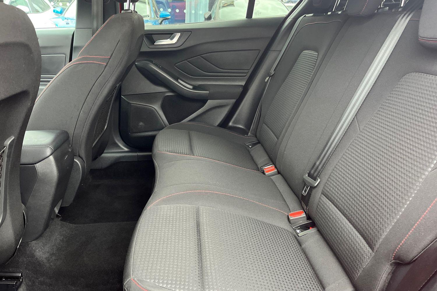 Ford Focus Photo 19