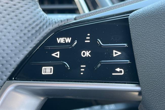 AUDI Q4 E-Tron Photo 16