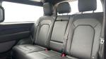 Land Rover Defender Photo 3