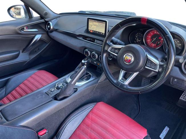 ABARTH 124 Spider Photo 6