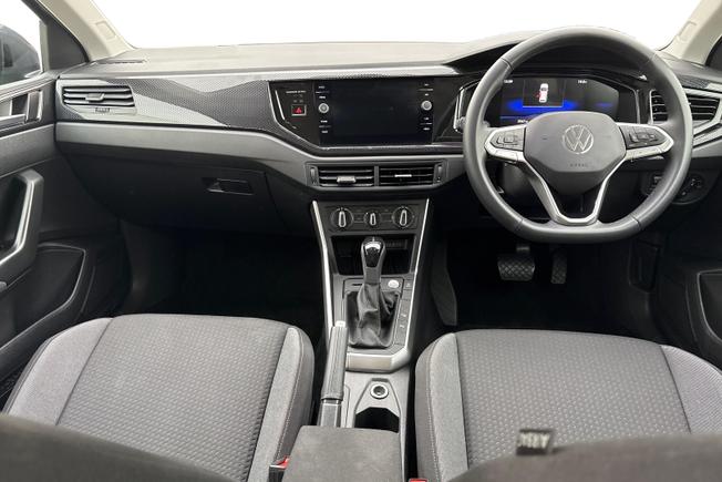 VOLKSWAGEN TAIGO Photo 10