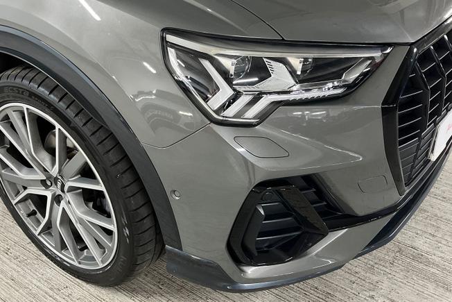 AUDI Q3 Photo 19