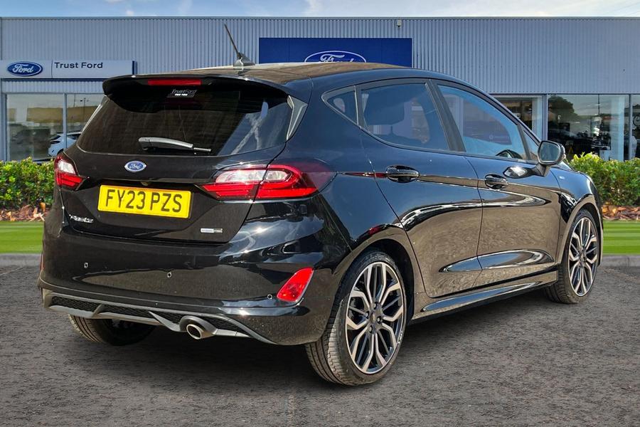 Ford FIESTA Photo autoimg-4fd4635b7df3640e7e9e779253822bc368670254.jpg