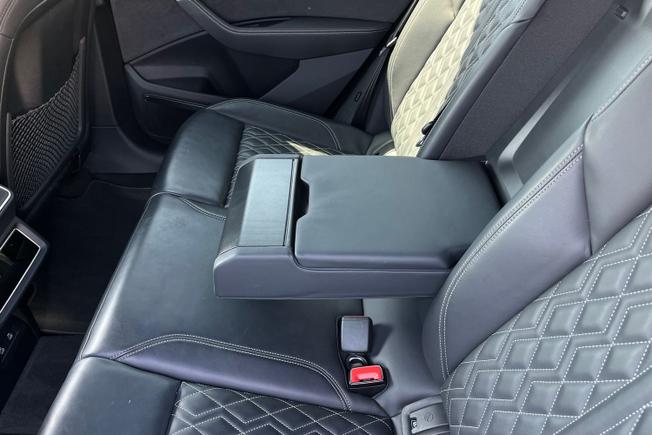 AUDI e-tron Photo 42