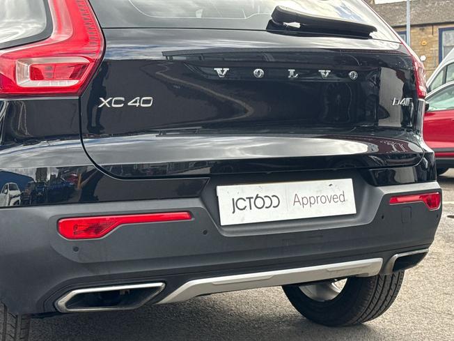 VOLVO Xc40 Photo 36
