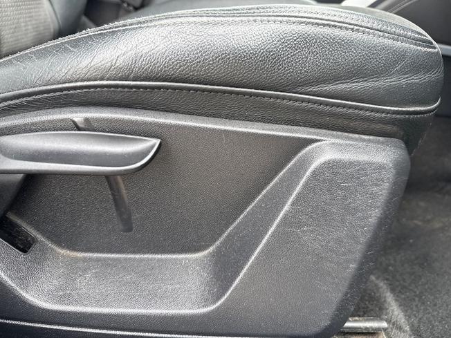 AUDI Sq2 Photo 25