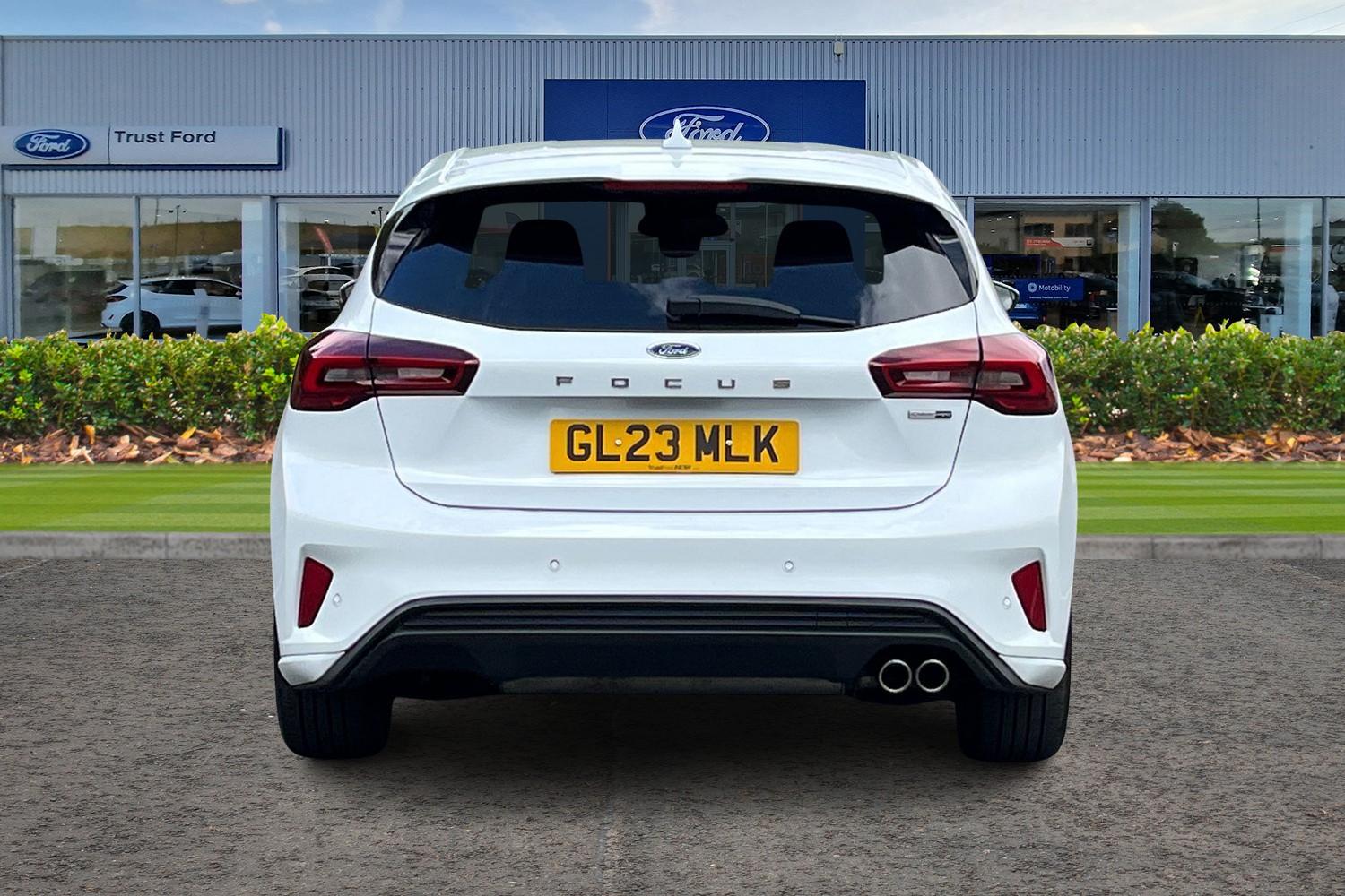 Ford FOCUS Photo 6