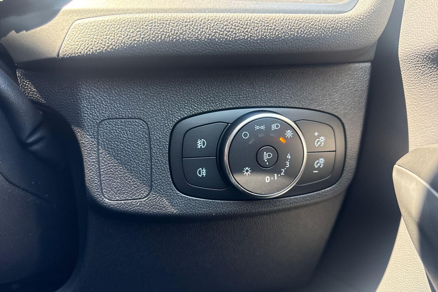 Ford FOCUS Photo 30