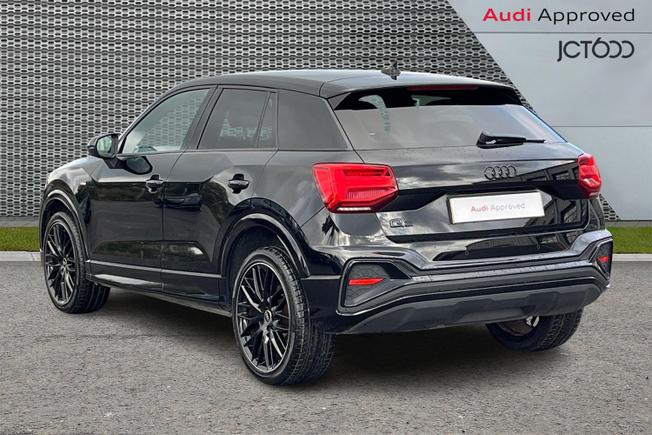 Audi Q2 Photo 3