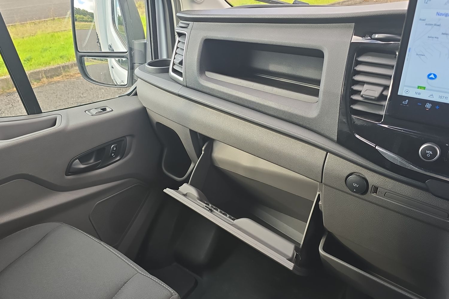Ford TRANSIT Photo 18