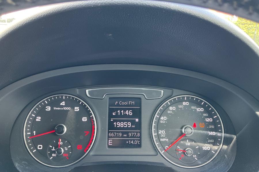 Audi Q3 Photo autoimg-4ff6ee193ef3954be458a36aba4e77edfb41f4f8.jpg