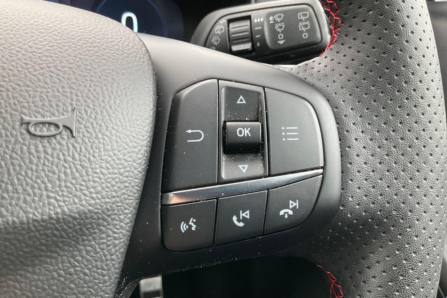 Ford FOCUS Photo 34