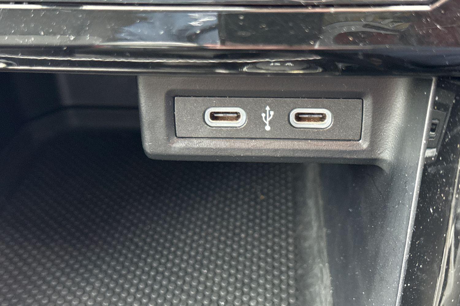 Volkswagen T-CROSS Photo 35