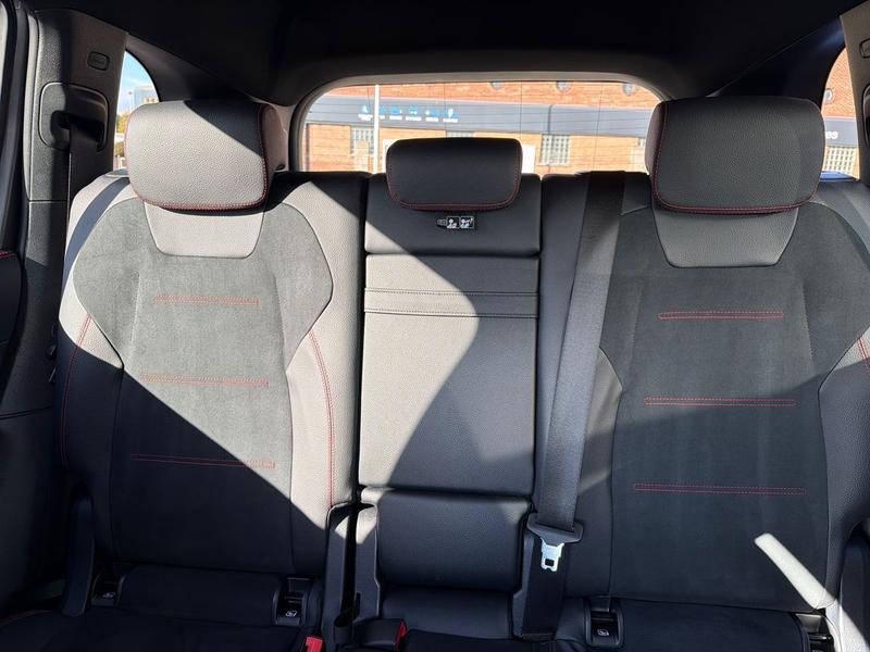 Used Mercedes-Benz GLB SA72BBZ 29