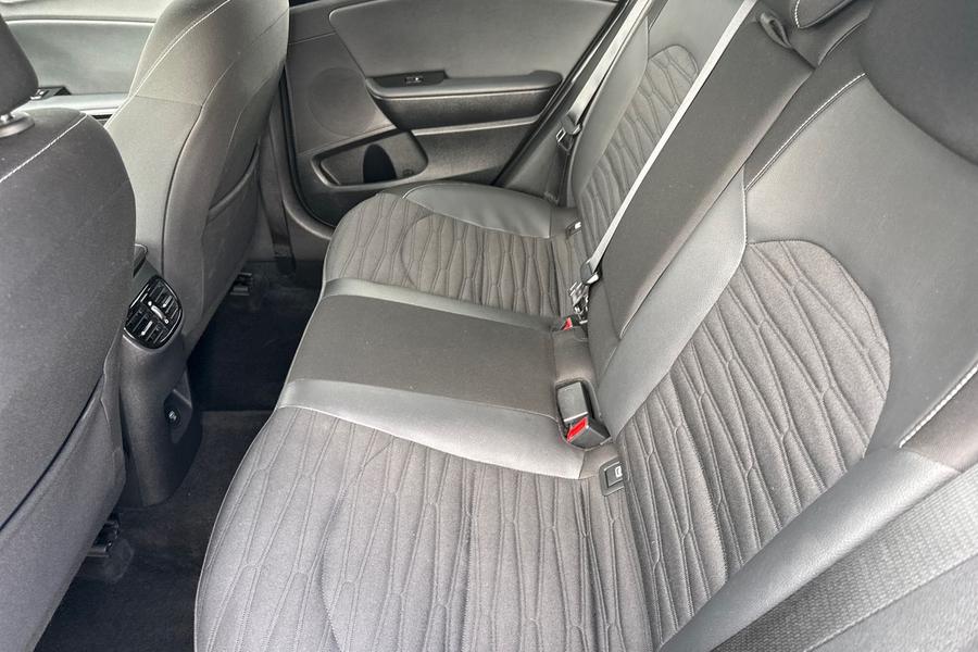 Kia XCEED Photo autoimg-5008dde95f7c15e6a963782aca2d7c923bbf151b.jpg