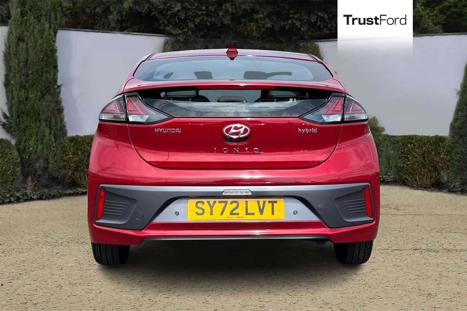 Hyundai IONIQ Photo 6