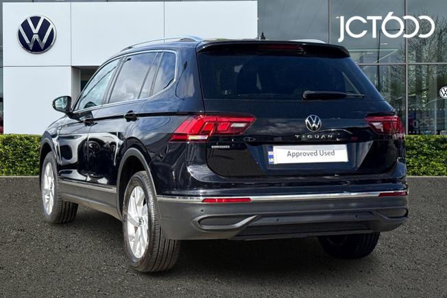 VOLKSWAGEN Tiguan Allspace Photo 3