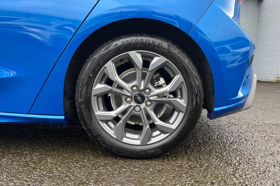 Ford FOCUS Photo autoimg-500d305dcfb7a91f874bd4b9146b46b312484bda.jpg