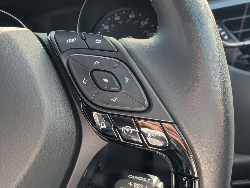 Used Toyota C-HR NV21USD 46