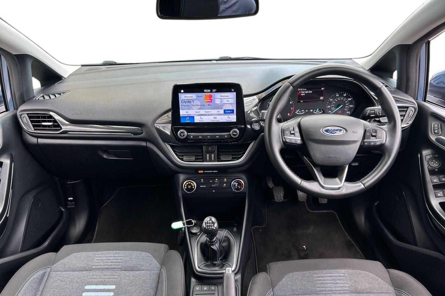 Ford Fiesta Photo 9