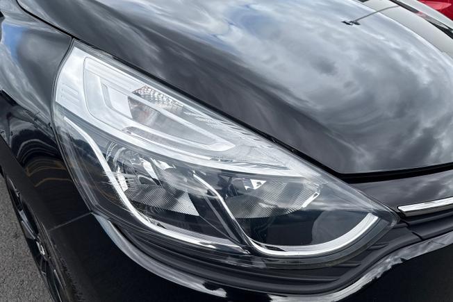 RENAULT Clio Photo 19