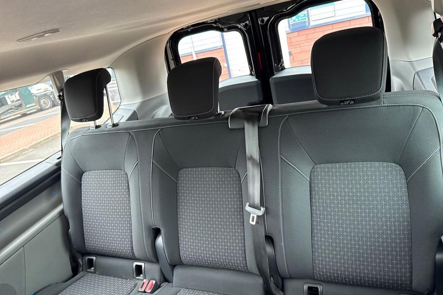 Used Ford TRANSIT CUSTOM WP75FXA 19